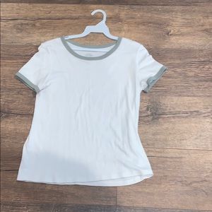 White and green rim American Eagle t shirt
